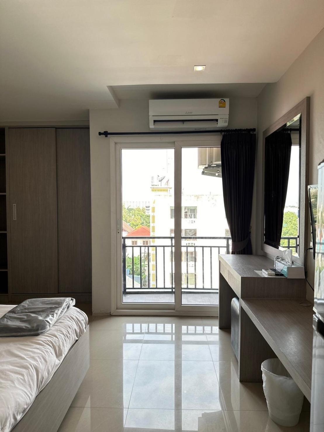Db Plus 2 Bangkok Exterior foto